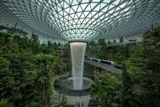 Lotnisko w Singapurze.