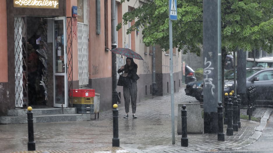 Warszawa. W piątek możemy spodziewać się burz z gradem