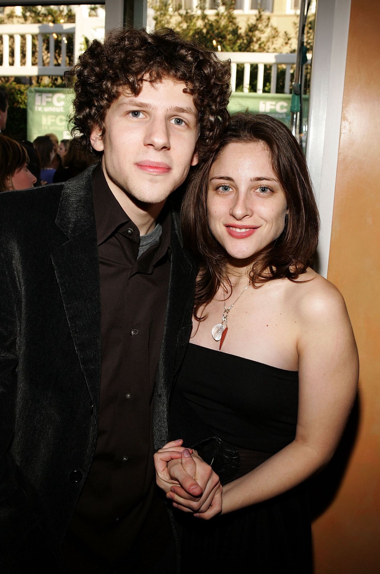 Jesse Eisenberg z ówczesną partnerką, a obecnie żoną Anną Strout