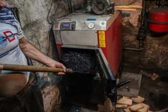 Pomoc w zakupie węgla. Wsparcie dla osób, które nie zarabiają