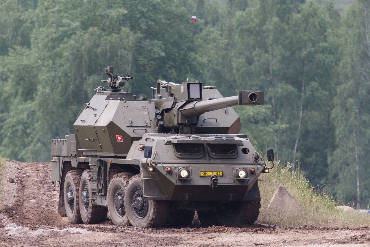 Wspólny zakup artylerii dla Ukrainy. Niemcy, Dania i Norwegia zapewnią środki