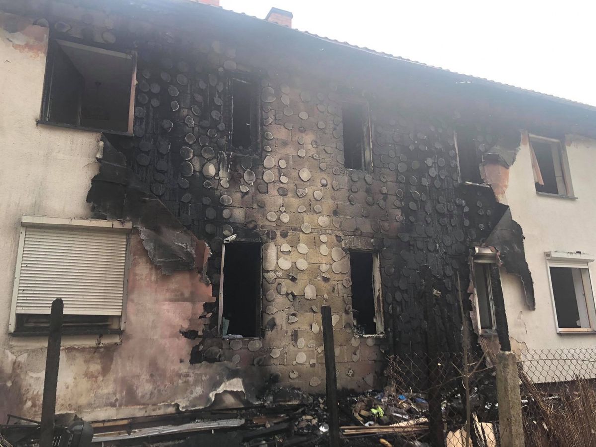 Dolny Śląsk. Pogorzelcy z Kiełczówka potrzebują pomocy. Ogień strawił mieszkanie