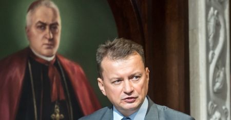 Błaszczak na mszy u ojca Rydzyka mówił o... reparacjach wojennych. "Straty wynoszą BILION DOLARÓW! WOLNOŚĆ KOSZTUJE!"