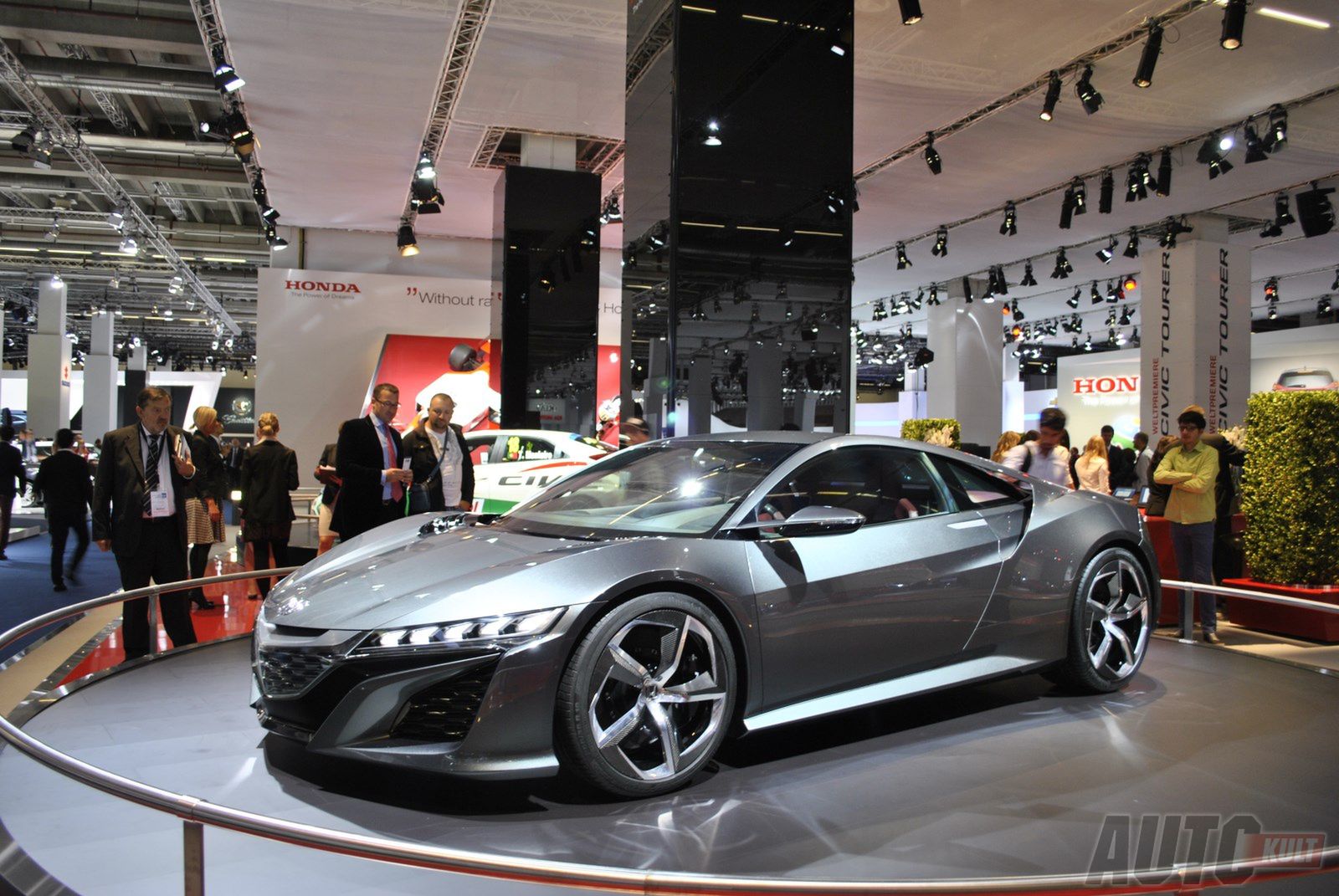 Frankfurt Motor Show 2013 - tego nie widzieliście [galeria] 4