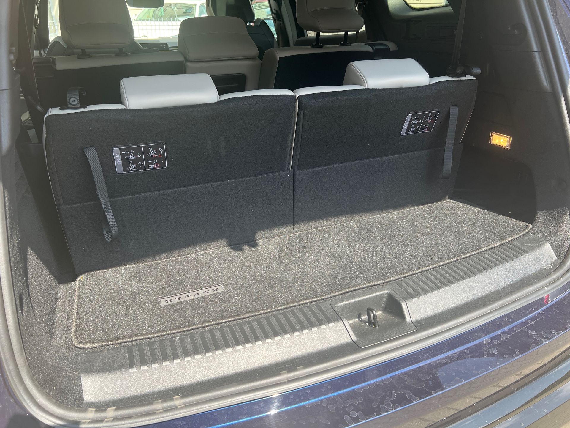 Renault Espace E-Tech