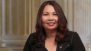 Noworodek na sali Senatu USA. Duckworth głosowała z córką na ręku