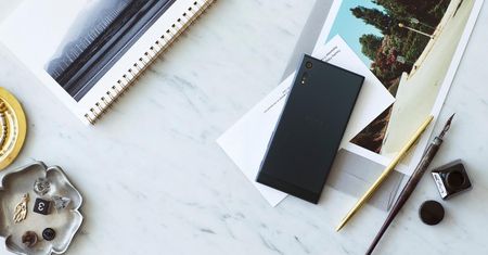 #wSkrócie: HTC Vive Standalone, Sony Xperia XZ1 oraz nowa klapka Samsunga