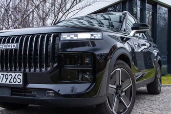 Chiński SUV najpopularniejszym autem w Wielkiej Brytanii. Marzec przyniósł niespodziankę