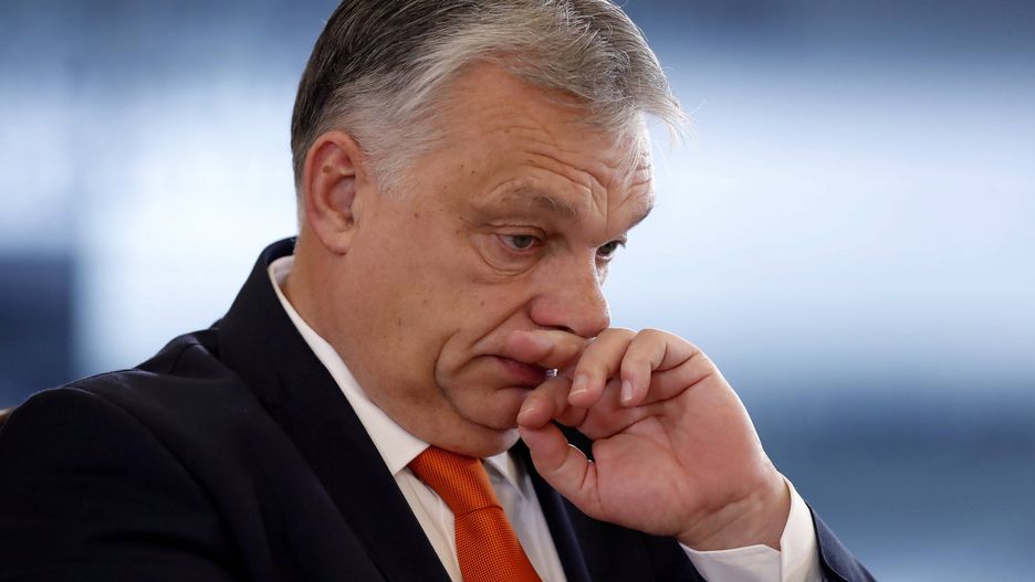 Signing ceremony of Strategic Partnership Agreement on green energy between Azerbaijan, Georgia, Hungary and Romania
epa10369676 Hungarian Prime Minister Viktor Orban reacts during a plenary session held before the signing ceremony of the Strategic Partnership Agreement for the development and transport of Green Energy between Azerbaijan, Georgia, Hungary and Romania, at Cotroceni Presidential Palace in Bucharest, Romania, 17 December 2022.  EPA/ROBERT GHEMENT 
Dostawca: PAP/EPA.
ROBERT GHEMENT