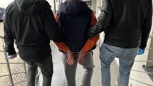 Pojechał na stację po chipsy. Policjanci odwieźli do więzienia