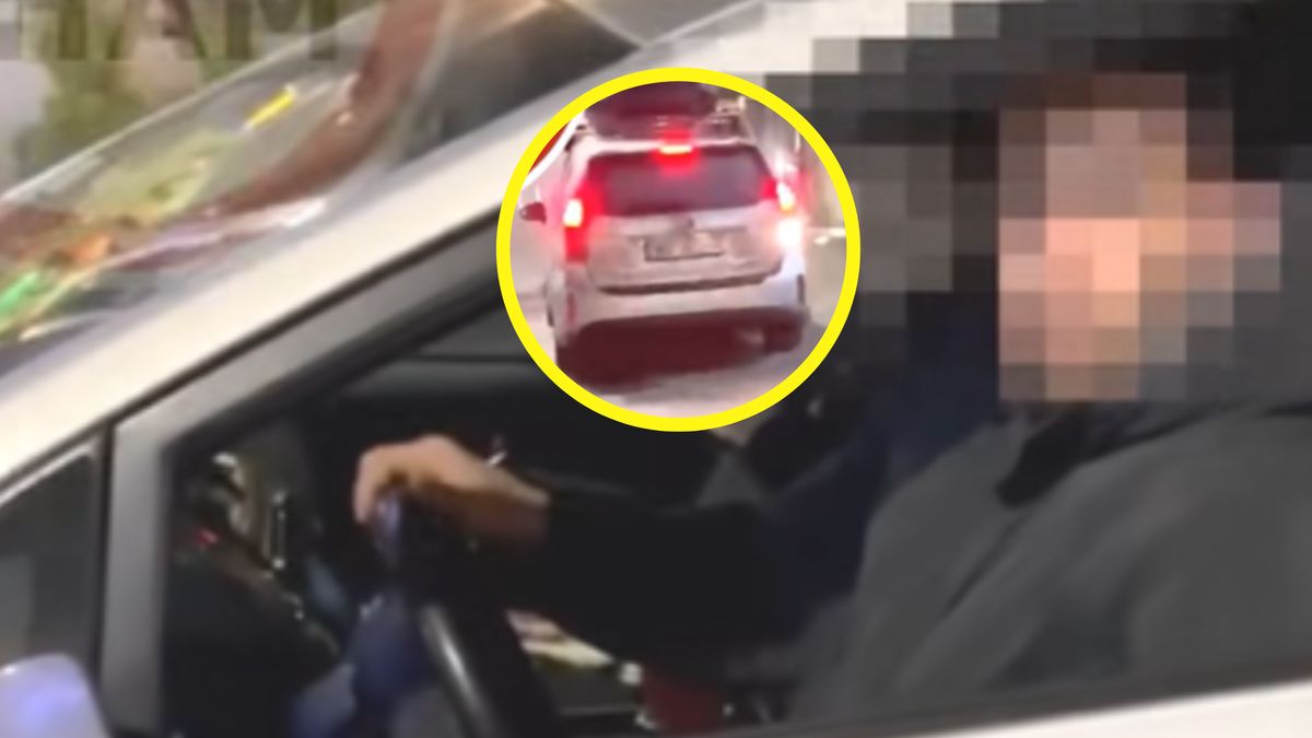 Samochodem jechał po deptaku w Warszawie.