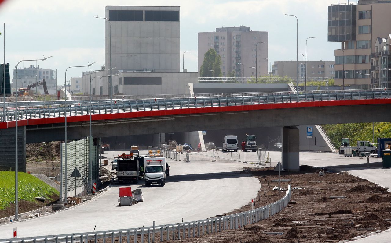 Warszawa. Tunel i okolice tunelu Południowej Obwodnicy Warszawy 