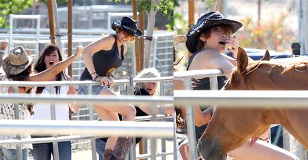 Paris Jackson ODWIEDZIŁA MATKĘ! (ZDJĘCIA)