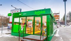 Żabka otwiera się pod skocznią w Wiśle