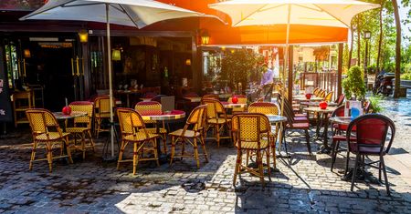 Najlepsze restauracje w Paryżu. Gdzie warto wybrać się na obiad?