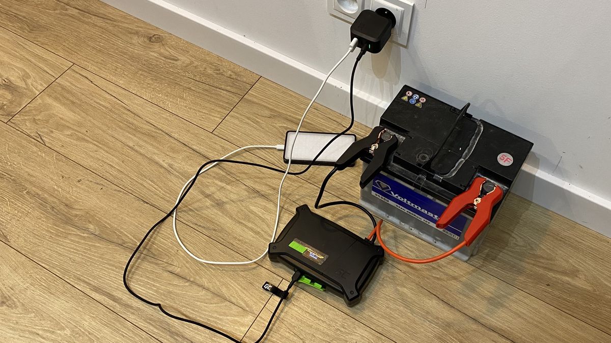 Dobre ładowarki do akumulatorów same się wyłączą, kiedy akumulator zostanie naładowany