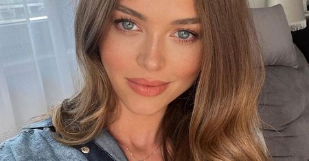 Dekolt sięgał pępka. Joanna Opozda w zniewalającej kreacji