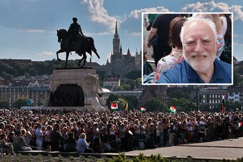 "Dziwny pan ze Stocka" świętuje zmianę władzy na Węgrzech. Pokazał zdjęcia