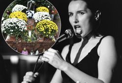 Niezwykły jak ona sama. Tak dzisiaj wygląda grób Kory