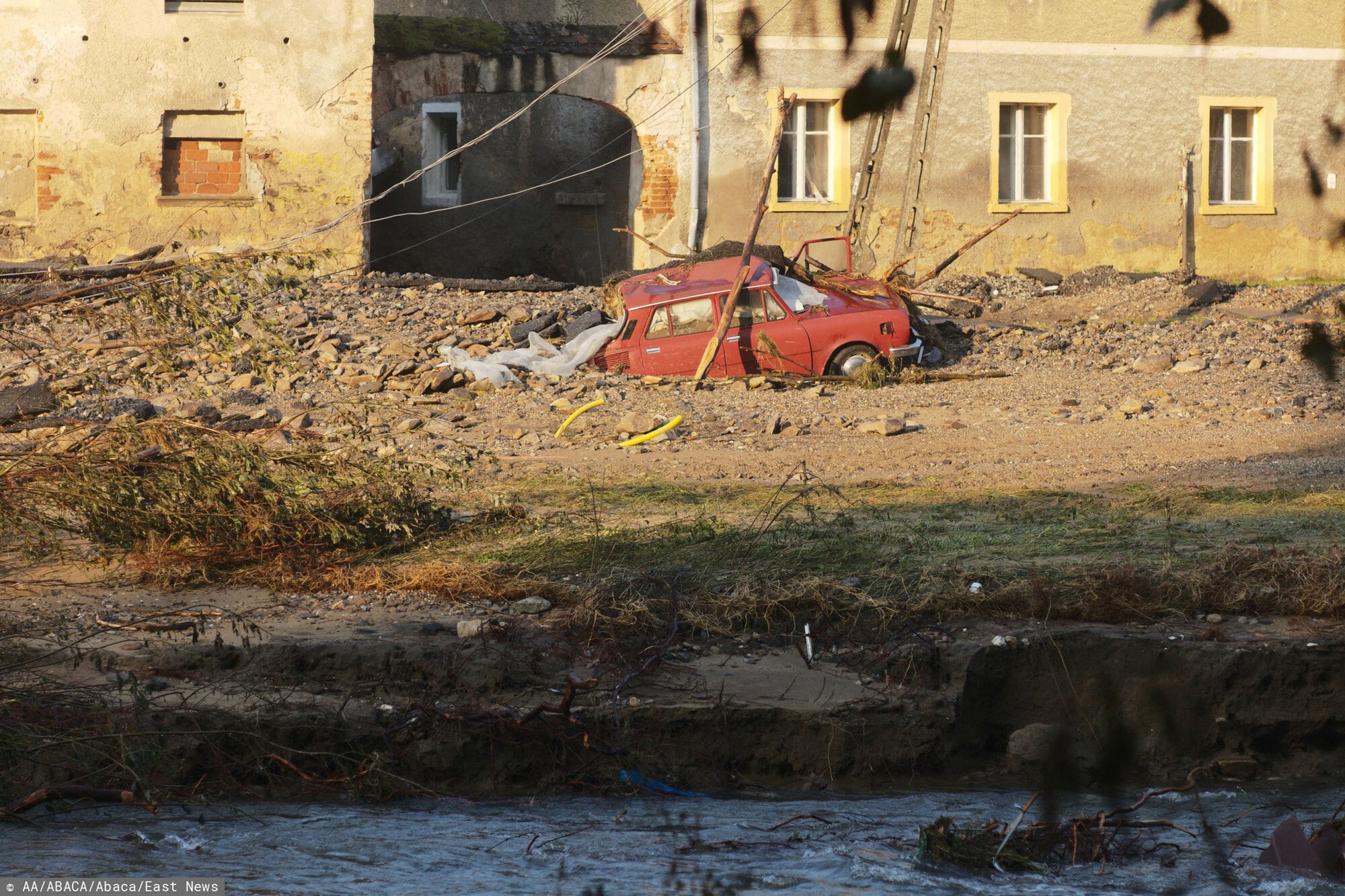 Miasta po przej?ciu fali powodziowej
STRONIE SLASKIE, KLODZKO, POLAND - SEPTEMBER 19: A view of damaged car as heavy flood affects in Stronie Slaskie, Klodzko, Poland on September 19, 2024. Piotr Sobik / Anadolu/ABACAPRESS.COM
AA/ABACA