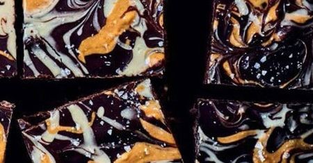 Wilgotne i mocno czekoladowe, ale z nietypowym dodatkiem. Takiej wariacji brownie nie znałeś