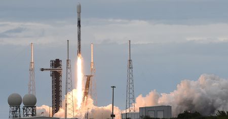 Musk testował Falcony. W niebezpieczeństwie znalazły się samoloty pasażerskie