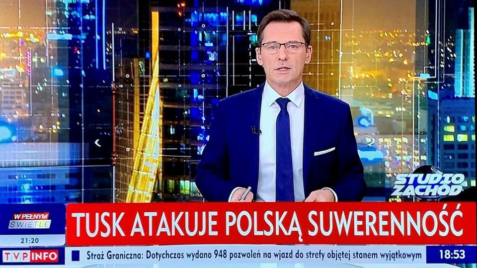 Pasek w czasie programu Krzysztofa Ziemca "Studio Zachód" w TVP Info (TVP)
