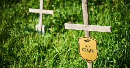 Lekarz poświęcił ciało nauce. Widok jego grobu łamie serce. "Byłam w szoku"
