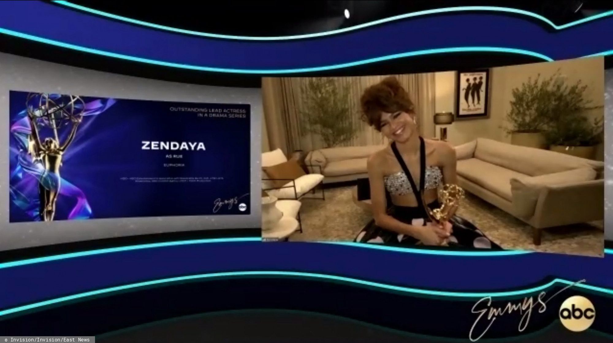 Stylizacje Zendayi podczas Emmy 2020