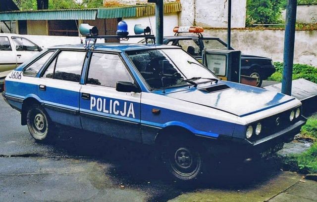 Najlepsze policyjne bryki TOP 14 15