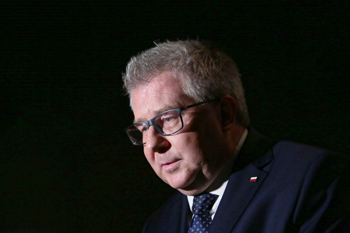 Ryszard Czarnecki przebywał w Brukseli 15 minut dziennie. Świadczą o tym rozliczenia