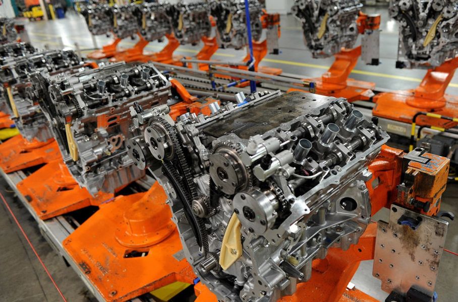 Ford inwestuje w fabrykę silników