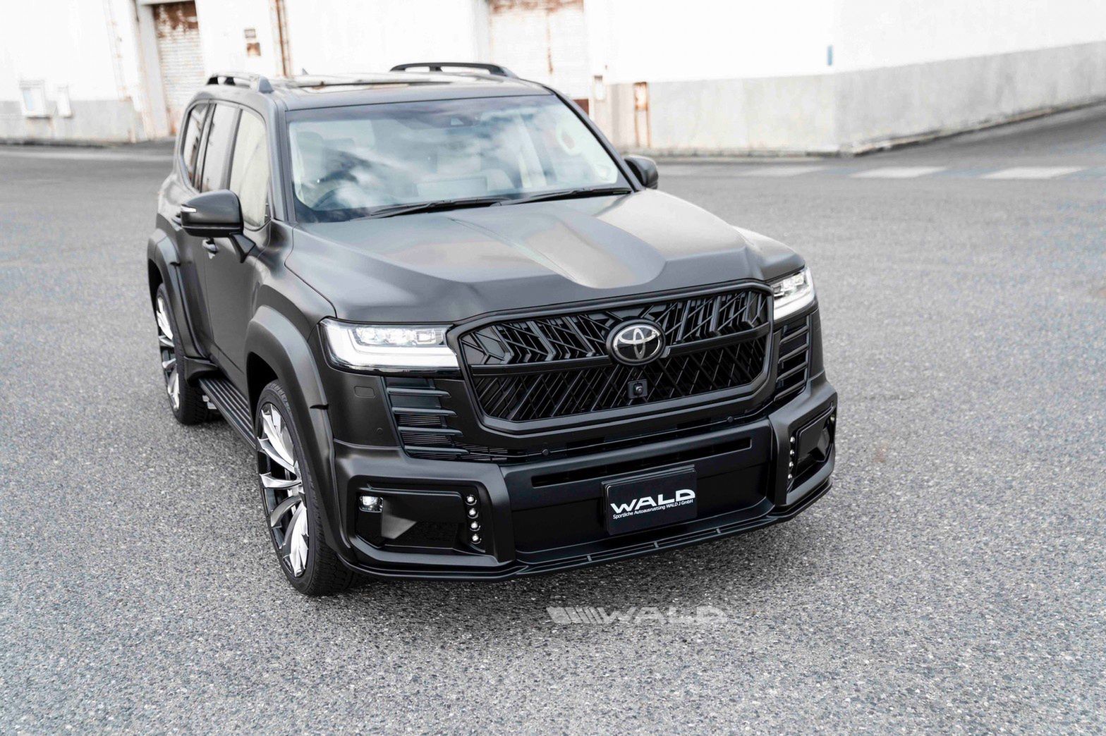 Toyota Land Cruiser Wald International