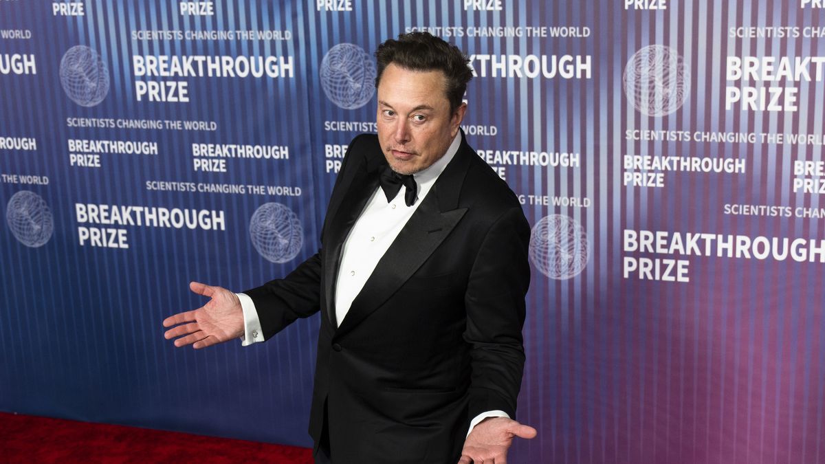 LOS ANGELES, CALIFORNIA - APRIL 13: Elon Musk arrives at the 10th Annual Breakthrough Prize Ceremony at Academy Museum of Motion Pictures on April 13, 2024 in Los Angeles, California. (Photo by Craig T Fruchtman/Getty Images)