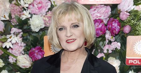 Halinka Kiepska cierpi na samotność. Nie do wiary, jak chce się pocieszyć