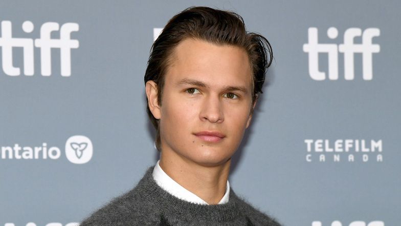 Ansel Elgort tłumaczy się z zarzutów gwałtu na 17-letniej fance