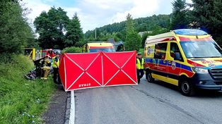 Hoszów: Dwie osoby ranne w czołowym zderzeniu. Interweniował LPR