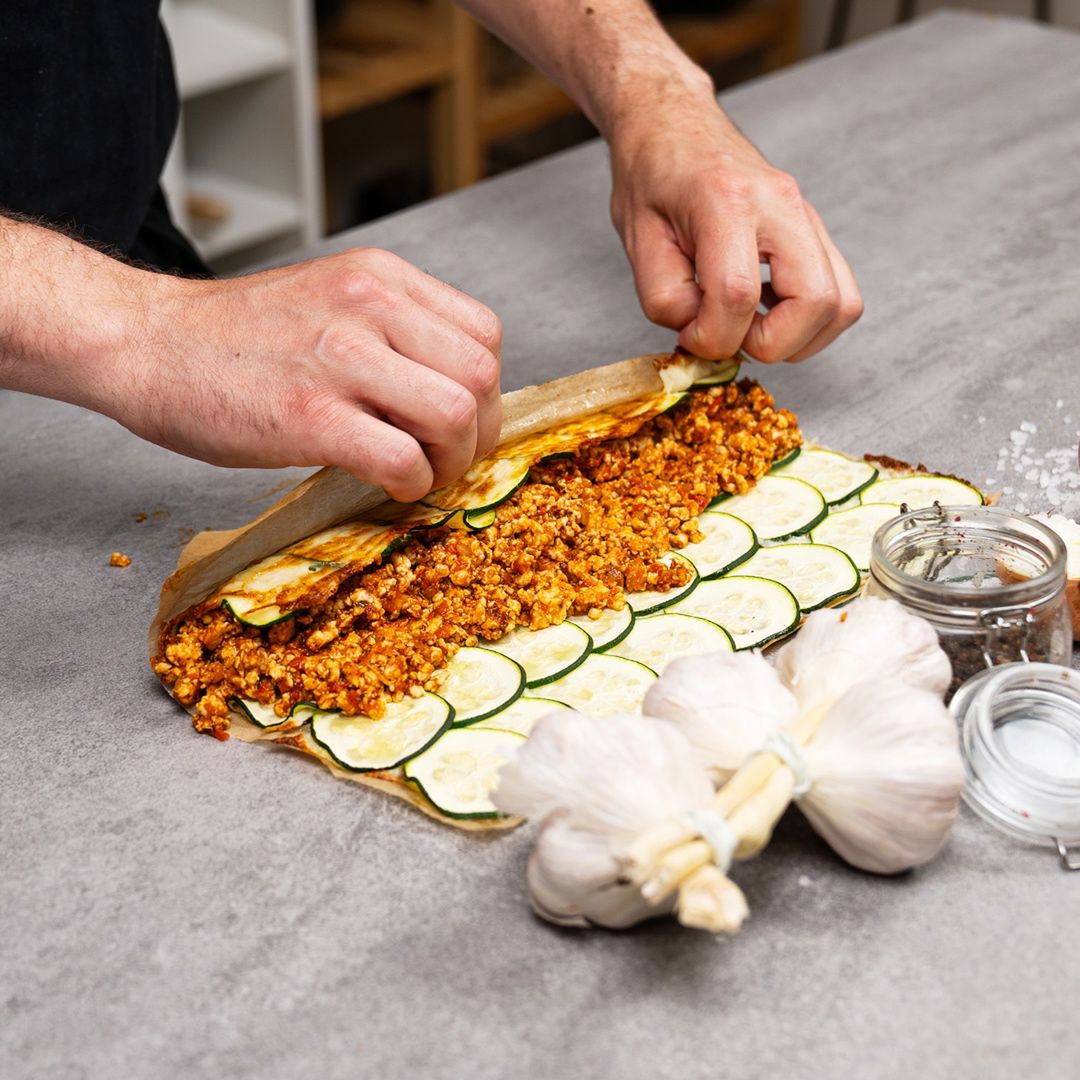 Rolling the roulade