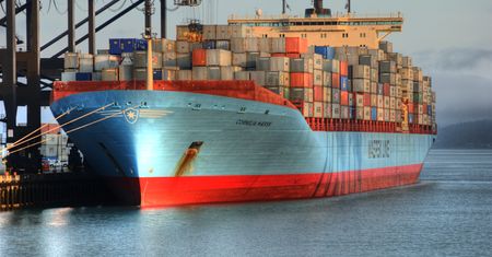 Maersk zyskuje na giełdzie po wstrzymaniu podwyżek ceł przez Trumpa