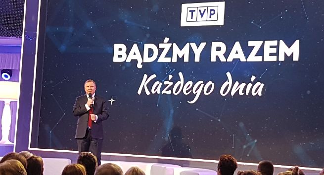 Tańczące w rytmie disco gwiazdy promują ramówkę TVP (spot wizerunkowy)