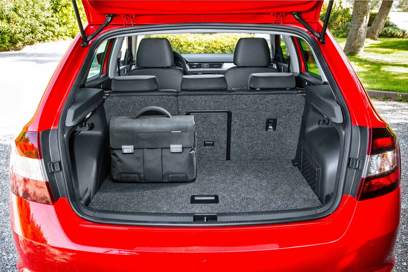 Škoda Rapid Spaceback - obszerna galeria od producenta 56