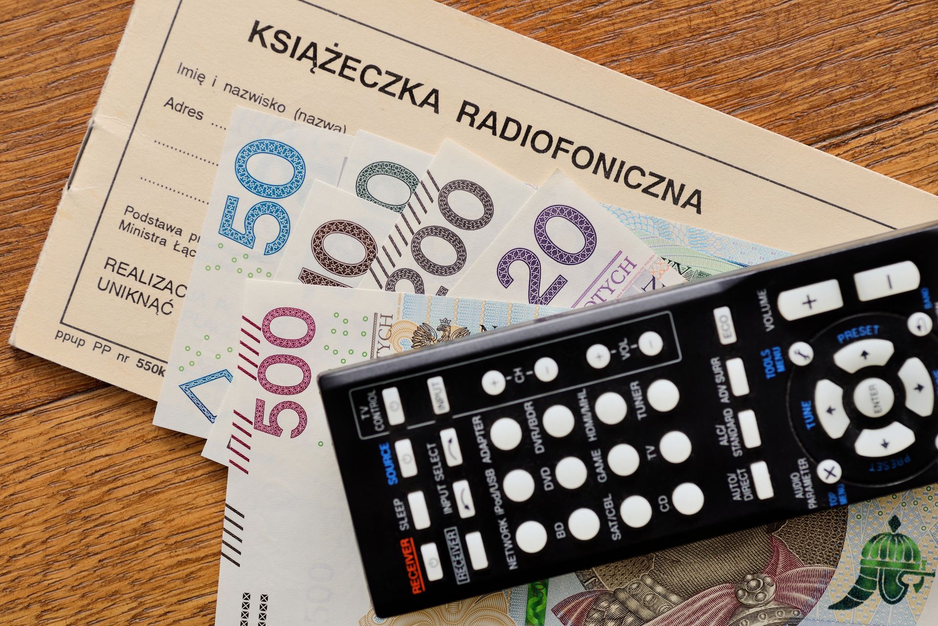 Zapomniał o abonamencie RTV. Zapukała skarbówka. Potężny dług