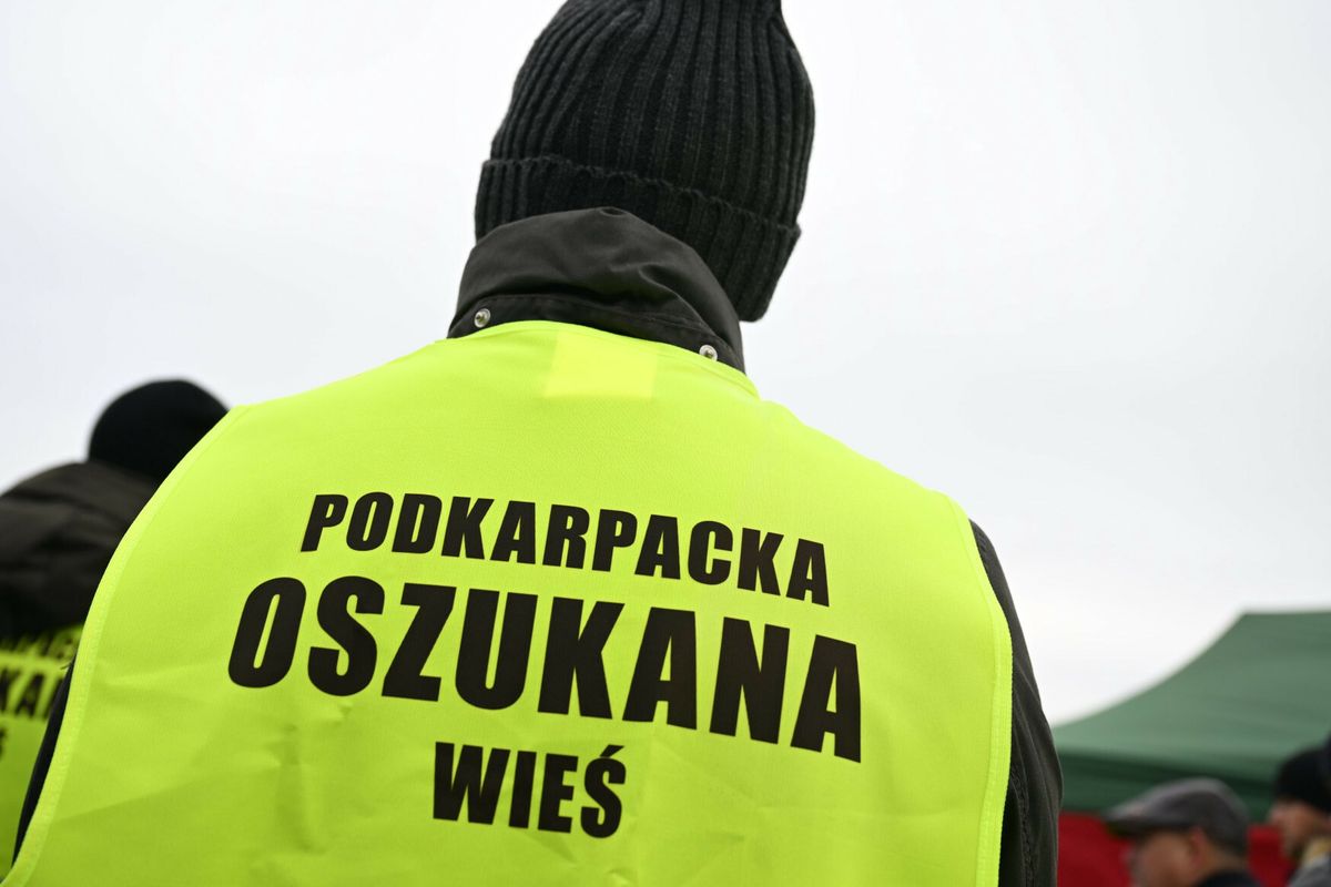 Wznowiono protest rolników na granicy polsko-ukraińskiej w Medyce. 