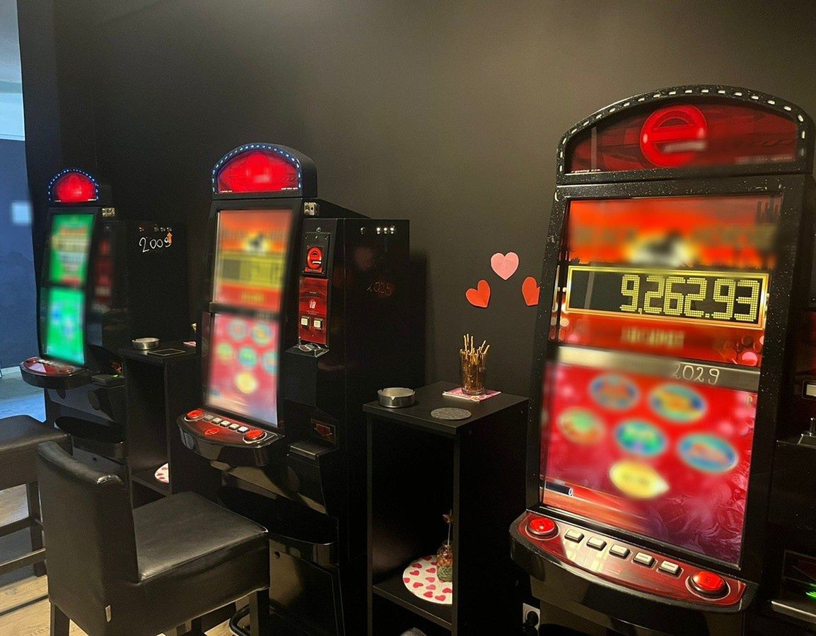 Hazard w lubelskich lokalach na celowniku. Sześć punktów zlikwidowanych, 27 automatów zabezpieczonych