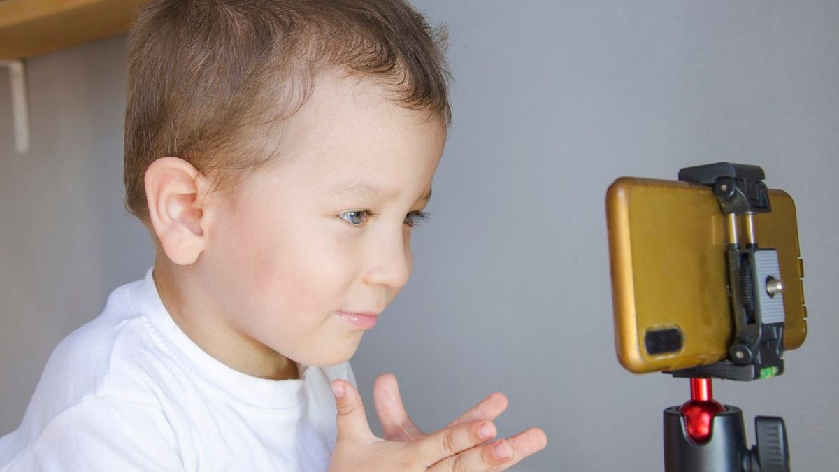 W USA panuje nowy trend w wychowaniu. Dzieci mogą przeklinać.