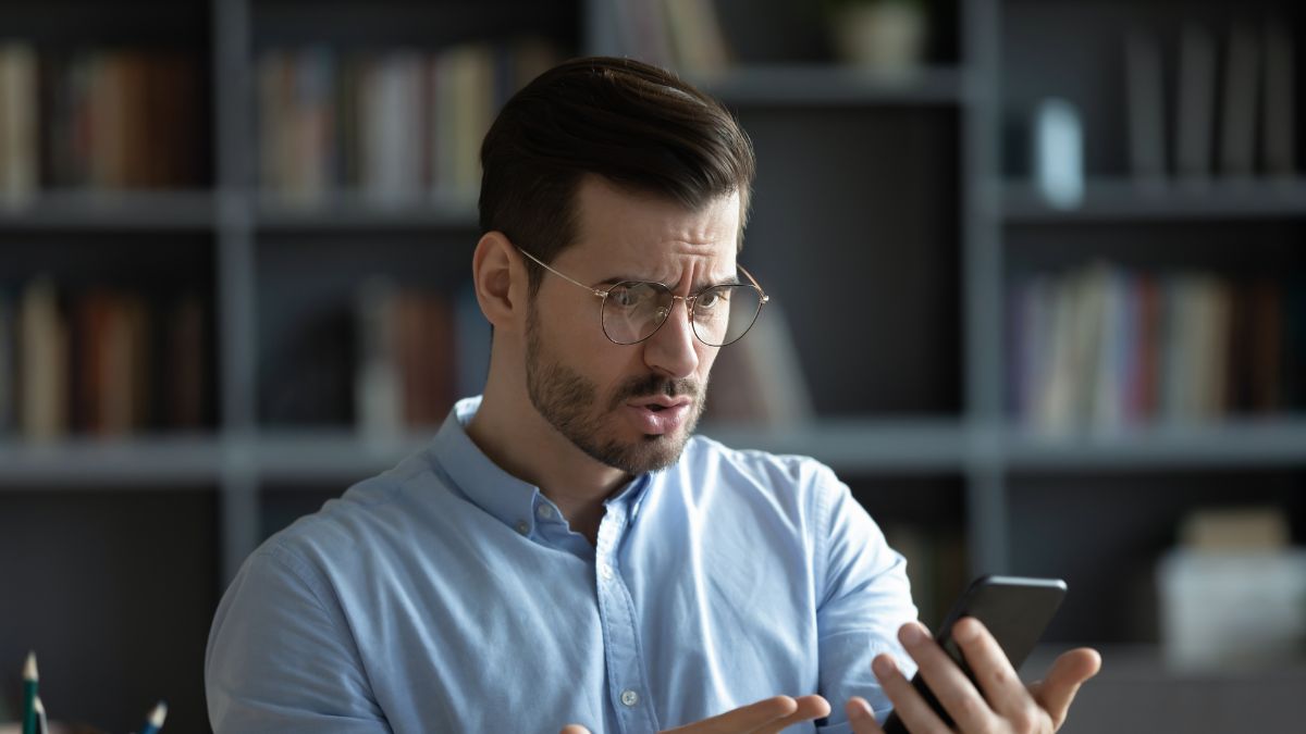 Jak postępować po zawieszeniu się telefonu?