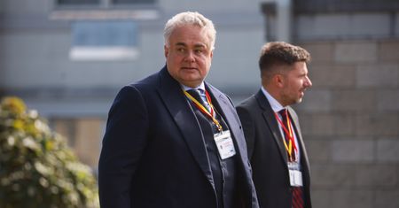 PiS inwestuje w Telewizję Republika. Kontrowersje wokół umowy