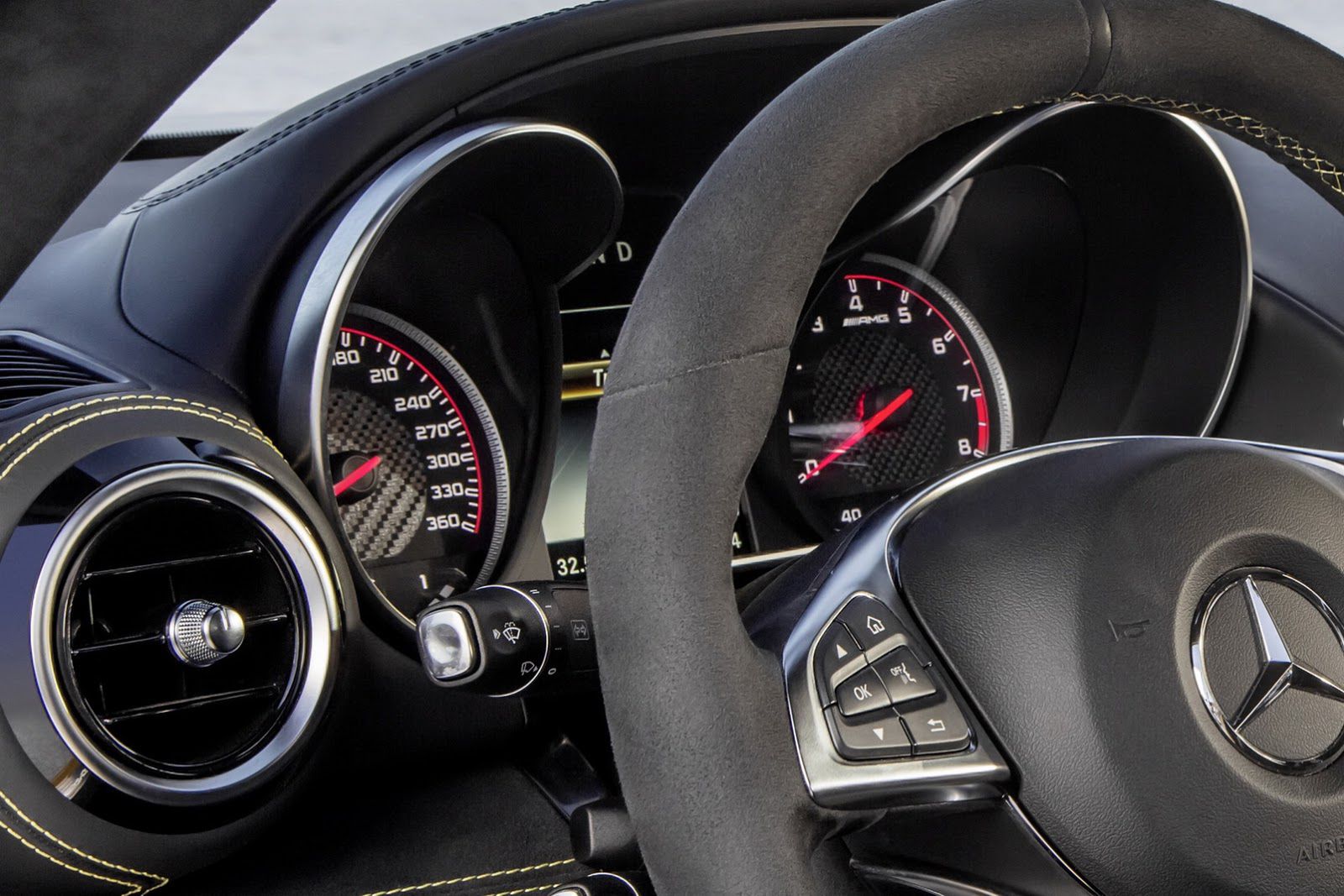 Mercedes-AMG GT na ponad 180 zdjęciach! 52