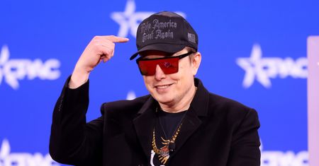 Zbliżenie z Trumpem opłaca się Muskowi? Tak zmienił wartość dawny Twitter