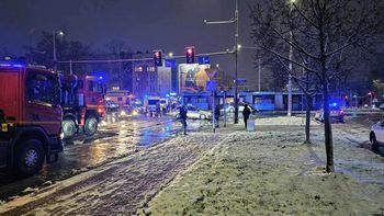 Zakneblowany mężczyzna w bagażniku. Śledczy o kulisach wypadku we Wrocławiu